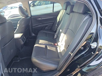 2026 Toyota Camry XLE - miniatura 13