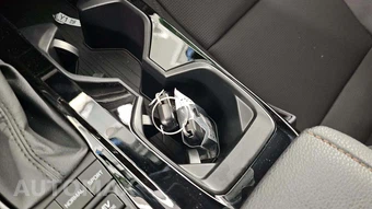 2026 Toyota Camry XLE - miniatura 18