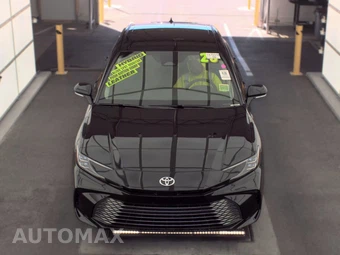 2026 Toyota Camry XLE - miniatura 2