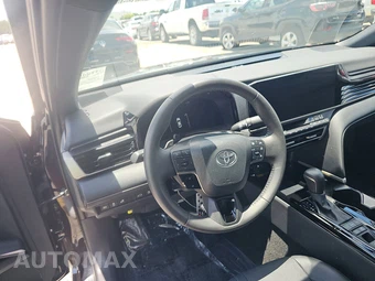 2026 Toyota Camry XSE - miniatura 10
