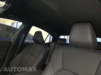 2026 Toyota Camry XSE - miniatura 11