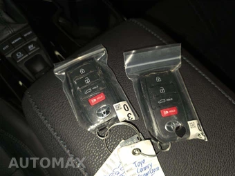 2026 Toyota Camry XSE - miniatura 8