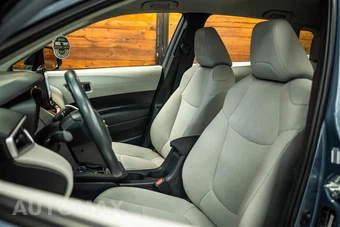 2026 Toyota Corolla Cross L - miniatura 9