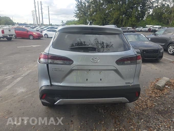 2026 Toyota Corolla Cross LE - miniatura 5