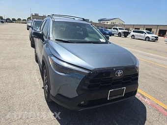 2026 Toyota Corolla Cross XLE - miniatura 2