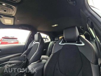 2026 Toyota Corolla Hatchback SE - miniatura 11