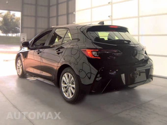 2026 Toyota Corolla Hatchback SE - miniatura 6