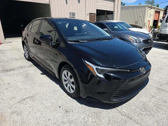 2026 Toyota Corolla Hybrid LE Sedan - miniatura 4