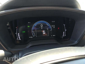 2026 Toyota Corolla Hybrid LE Sedan - miniatura 9