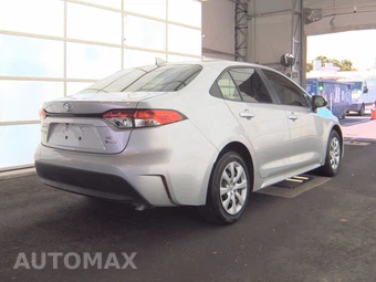 2026 Toyota Corolla Hybrid LE Sedan - miniatura 4