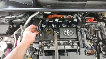 2026 Toyota Corolla Hybrid SE Sedan - miniatura 18