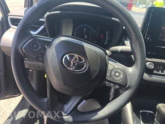 2026 Toyota Corolla LE - miniatura 10