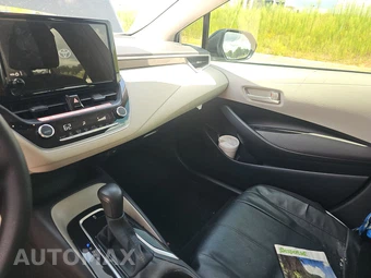 2026 Toyota Corolla LE Sedan - miniatura 11