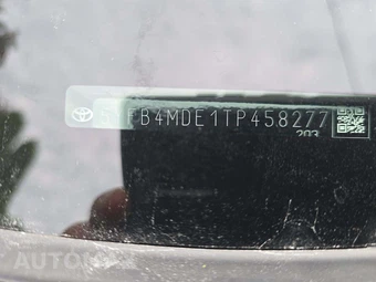 2026 Toyota Corolla LE Sedan - miniatura 5