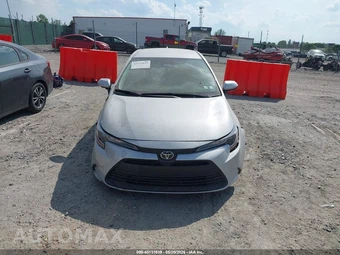 2026 Toyota Corolla LE Sedan - miniatura 10