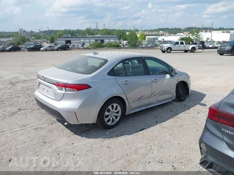 2026 Toyota Corolla LE Sedan - miniatura 3