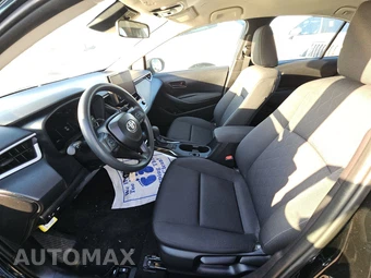 2026 Toyota Corolla LE Sedan - miniatura 7