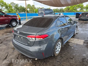 2026 Toyota Corolla LE Sedan - miniatura 4