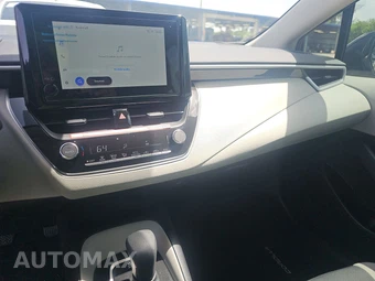 2026 Toyota Corolla LE Sedan - miniatura 11