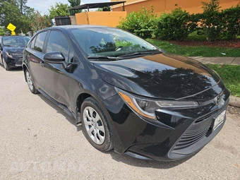 2026 Toyota Corolla LE Sedan - miniatura 2