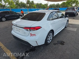 2026 Toyota Corolla LE Sedan - miniatura 4