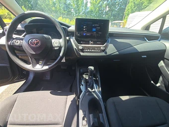 2026 Toyota Corolla LE Sedan - miniatura 11