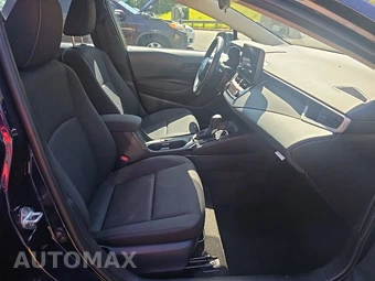 2026 Toyota Corolla LE Sedan - miniatura 8