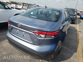 2026 Toyota Corolla LE Sedan - miniatura 4