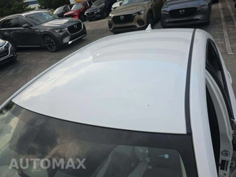 2026 Toyota Corolla LE Sedan - miniatura 9