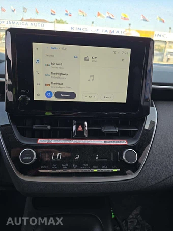 2026 Toyota Corolla LE Sedan - miniatura 10