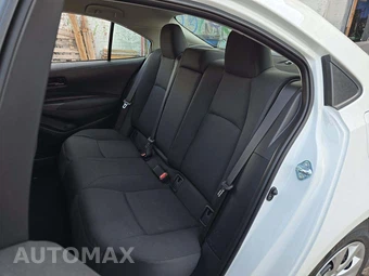 2026 Toyota Corolla LE Sedan - miniatura 13