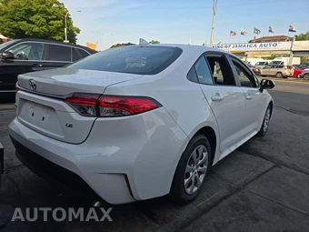 2026 Toyota Corolla LE Sedan - miniatura 3