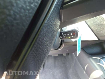 2026 Toyota Corolla LE Sedan - miniatura 5