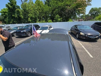 2026 Toyota Corolla LE Sedan - miniatura 9