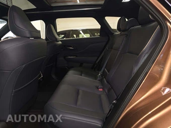 2026 Toyota Crown Signia Limited - miniatura 13