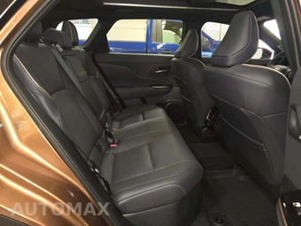2026 Toyota Crown Signia Limited - miniatura 16