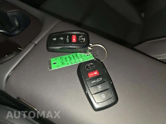 2026 Toyota Crown Signia Limited - miniatura 8
