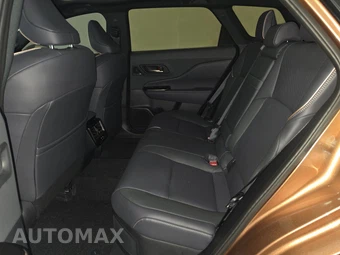2026 Toyota Crown Signia Limited - miniatura 13