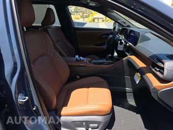 2026 Toyota Crown Signia Limited - miniatura 18
