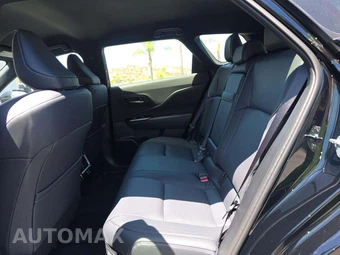 2026 Toyota Crown Signia XLE - miniatura 13