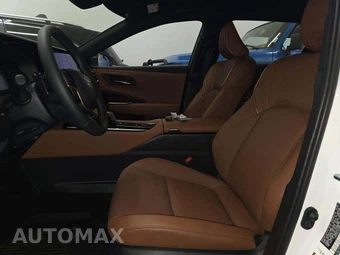 2026 Toyota Crown Signia XLE - miniatura 6
