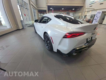 2026 Toyota GR Supra 3.0 Premium - miniatura 2