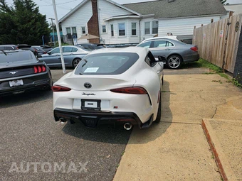 2026 Toyota GR Supra 3.0 Premium - miniatura 3