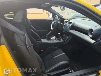 2026 Toyota GR86 Yuzu Edition - miniatura 18