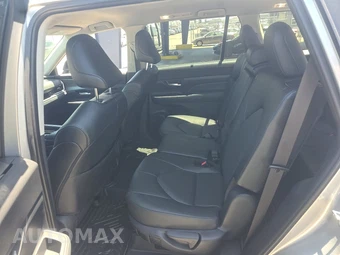 2026 Toyota Grand Highlander Hybrid LE - miniatura 13