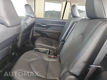 2026 Toyota Grand Highlander Hybrid Limited - miniatura 13