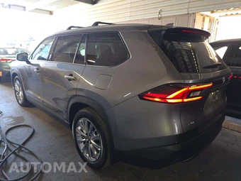 2026 Toyota Grand Highlander Platinum - miniatura 2