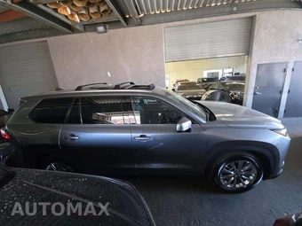 2026 Toyota Grand Highlander Platinum - miniatura 4