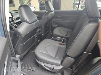 2026 Toyota Grand Highlander Platinum - miniatura 19