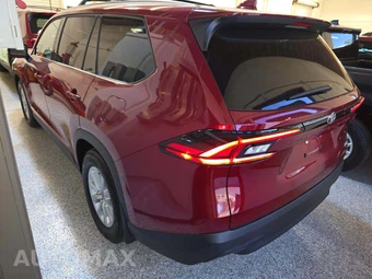 2026 Toyota Grand Highlander XLE - miniatura 2